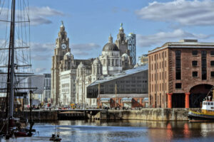 Liverpool Pier Head Albert Dock (Wikimedia Commons)