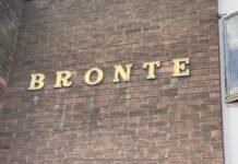 Bronte Youth Club Sign - By George James (fine to use)
