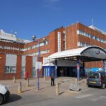 Arrowe Park Hospital, Wirral. (Image by Wiki Commons, used under Creative Commons License.)