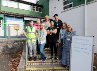 Staff and volunteers from Centre 63 (c) MRWA and David Jones Photography.