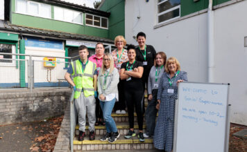 Staff and volunteers from Centre 63 (c) MRWA and David Jones Photography.