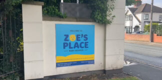 Zoe's Place sign (c) Edith Toner