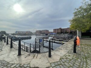 Royal Albert Dock (c) Lucas Wright