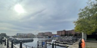 Royal Albert Dock (c) Lucas Wright