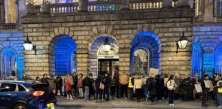 Protestors outside Liverpool Town Hall (c) Amun Bains