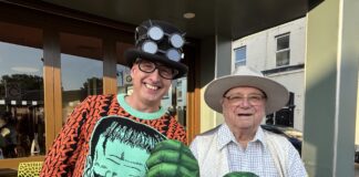 Ravin Rodent Subortna (left), Howling Laud Hope (right), from the Monster Raving Loony Party (c) Heidi Hardman-Welsh