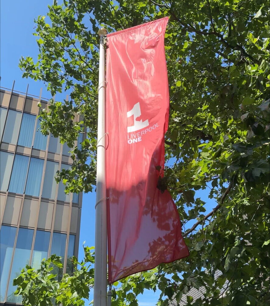 Liverpool One sign (c) Ffion Roberts