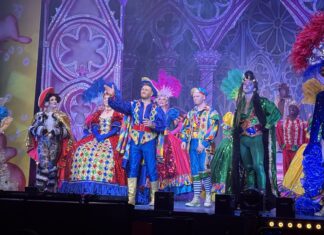 A shot of the cast of Dick Wittington on stage