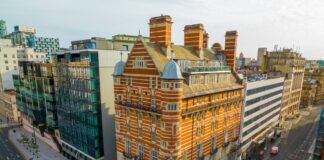 White Star Line Hotel. Photo (c) Lee Hill