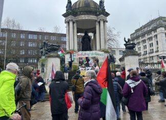 Liverpool Friends of Palestine march to Derby Square