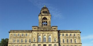 Image of Wallasey Town Hall.