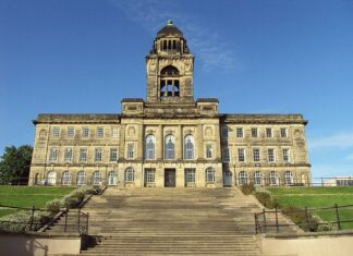 Image of Wallasey Town Hall.