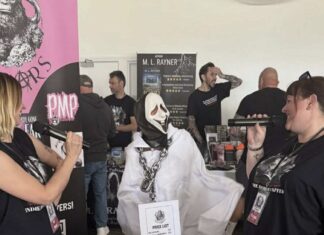 A fan dressed up as a horror character at a previous Indie Horror Convention