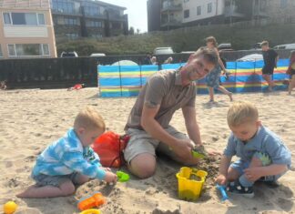 Leon with his sons